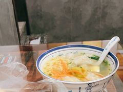 -长人馄饨铺(解放街店)