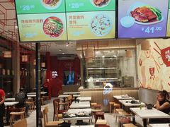 大堂-百事佳烧鸭牛腩(上海虹桥站店)