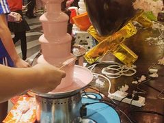 -四海一家自助餐(益田假日广场店)