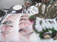 -红鼎豆捞·非遗鲍皇汤火锅(宝丰路店)