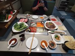 -海底捞火锅(杭州滨江九宜城店)