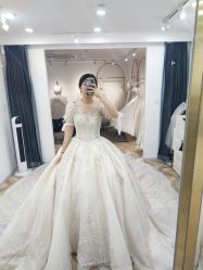 -予白婚纱礼服馆