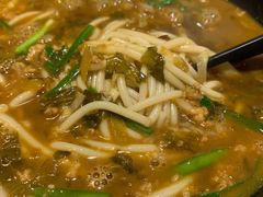 小锅米线-香巴拉云南餐厅(华莱坞店)