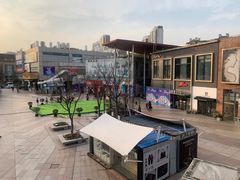 -证大大拇指广场(芳甸路店)