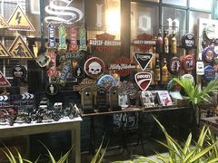 -席娜卡琳火车铁道夜市