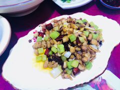 宫保鸡丁-易老妈蹄花.特色川菜(人民公园总店)