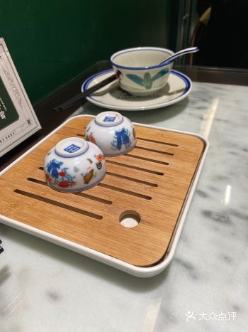 这店店铺的味道是在广东时吃到的味道，店里环境雅致