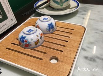 这店店铺的味道是在广东时吃到的味道，店里环境雅致