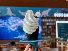 -抱抱地球咖啡馆(国家海洋博物馆店)