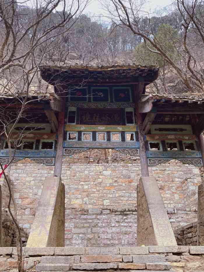 龙洞风景区-"最近很97的网红拍照打卡地刚进去一大片.