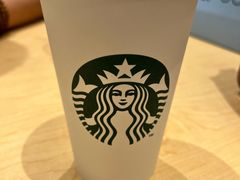 -星巴克(上海虹桥新天地二店)
