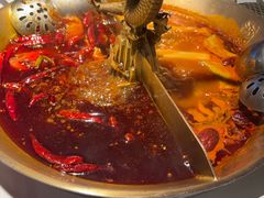 -小龙翻大江文化火锅(宽窄店)