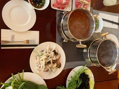 -东西风牛排馆周末烧烤自助(首都机场希尔顿店)