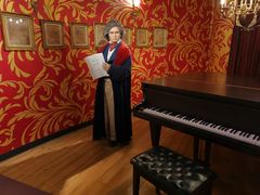 -曼谷杜莎夫人蜡像馆