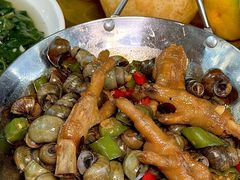 -芦茨金富饭庄·25年老字号·专做稻草鸡