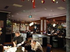 -八府香鸭·啫啫煲(华山路店)