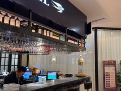 -醉辉皇上海之巅(上海中心大厦店)