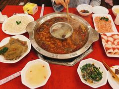 -山城年华老火锅(玉林店)