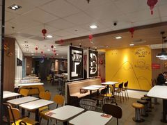 大堂-麦当劳(宝山大厦店)