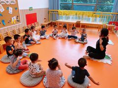 -小门牙好性格托育(北外滩中心)