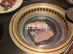 -山川小町·极番烧肉(新地假日广场店)