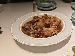-嗨辣小聚·盘锦河蟹·海鲜烧烤龙虾(盘锦十年好店)