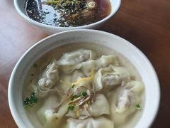 三鲜开洋馄饨-忆秦园小笼包(惠山古镇总店)