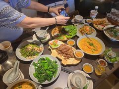 -大头虾越式风味餐厅(光明广场店)