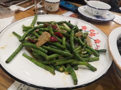 -鲁小三·大骨自助(金山总店)