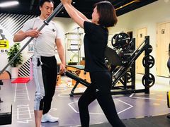 -享受健身·美体塑形馆