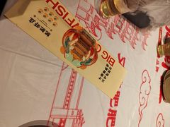-肥肥虾庄·金牌油焖大虾(汉街SKP店)