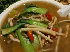 -牛八宝桂林米粉(八里庄店)