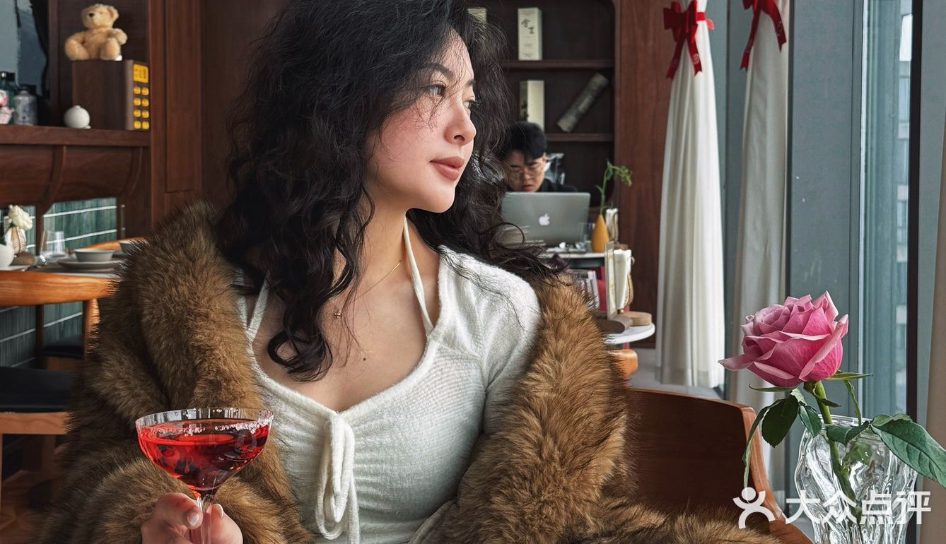 新年第一喝🍷  财神来来来💰～