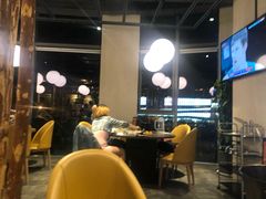 大堂-日进一片海.生腌海鲜火锅.宵夜烧烤(三里屯总店)