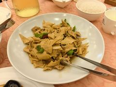 -长白山国际酒店中餐厅