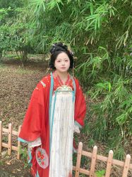 -一揽芳华汉服旗袍体验馆(拙政园店)