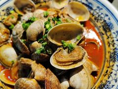 -爆炸头阿姨小四川正宗川味小吃(无任何分店)