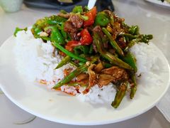 豆角肉丝盖浇饭-旺原领头羊餐厅