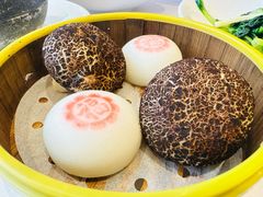 蜜汁叉烧包-骏莱海鲜鱼港(五角场店)