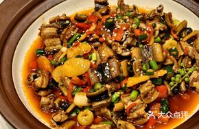 Small Pepper Stir-fried Eel