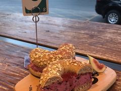 -Catch Bagel(芳草地店)