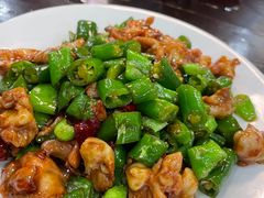 -余杨鸭鸭餐厅
