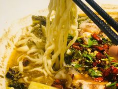有嚼劲的粗面条-友达面馆(广州总店)