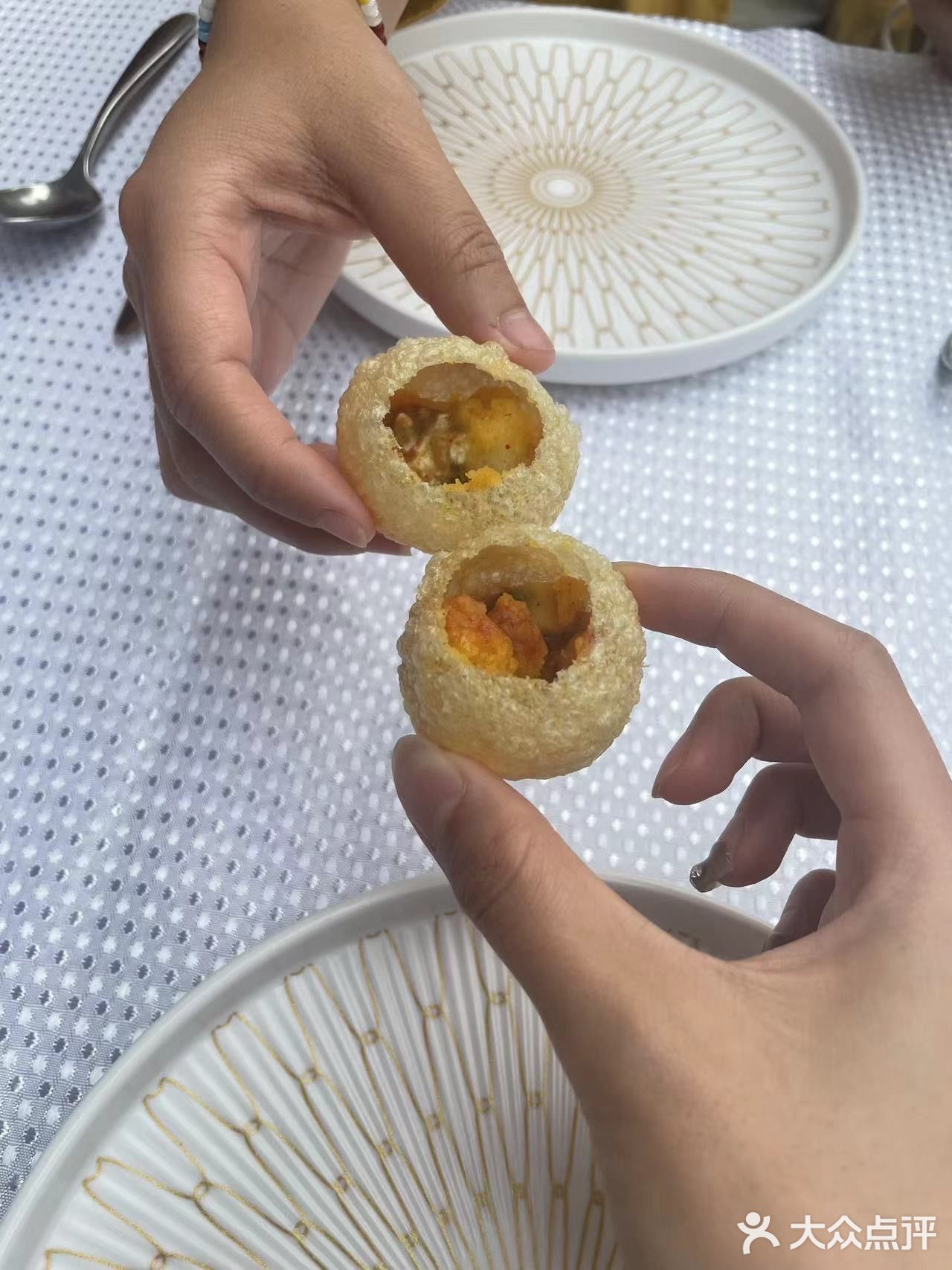 特别正宗 结账出门前老板还邀请我们喝杯茶再走