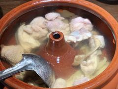 松茸汽锅鸡-中8楼风尚云南菜(颐堤港店)