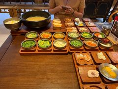 -银米·云南传统过桥米线(双廊黑金冠店)