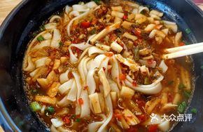 Sour Cabbage Noodles