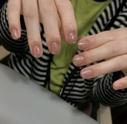 -芊冉•美甲美睫纹绣