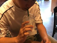 -星巴克(深圳欢乐颂店)