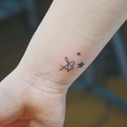 -椿树下·Tattoo纹身工作室